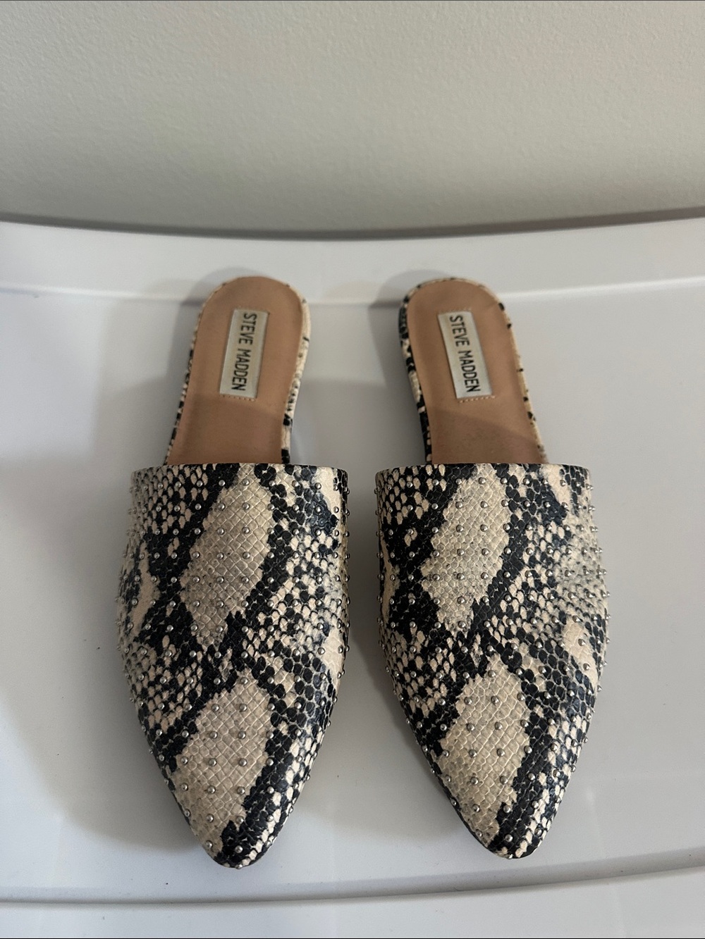 Steve Madden Snake-Print Pointed Slip-On Mules in Cream and Black